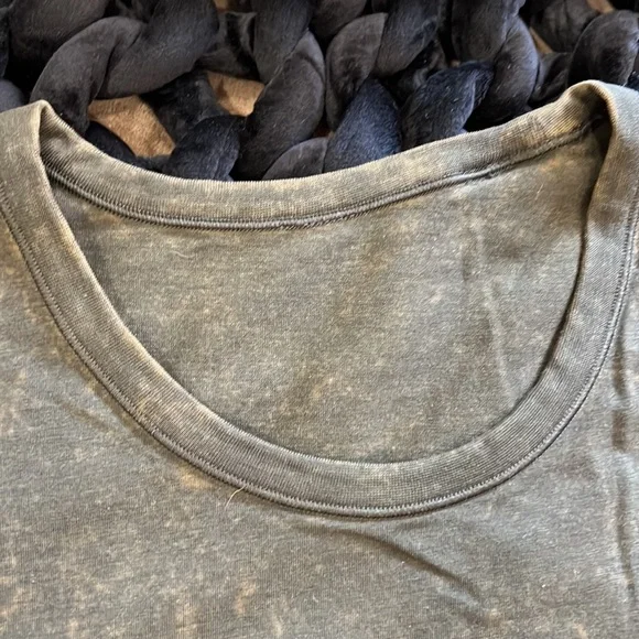 Lululemon basic t-shirt - Picture 3 of 6